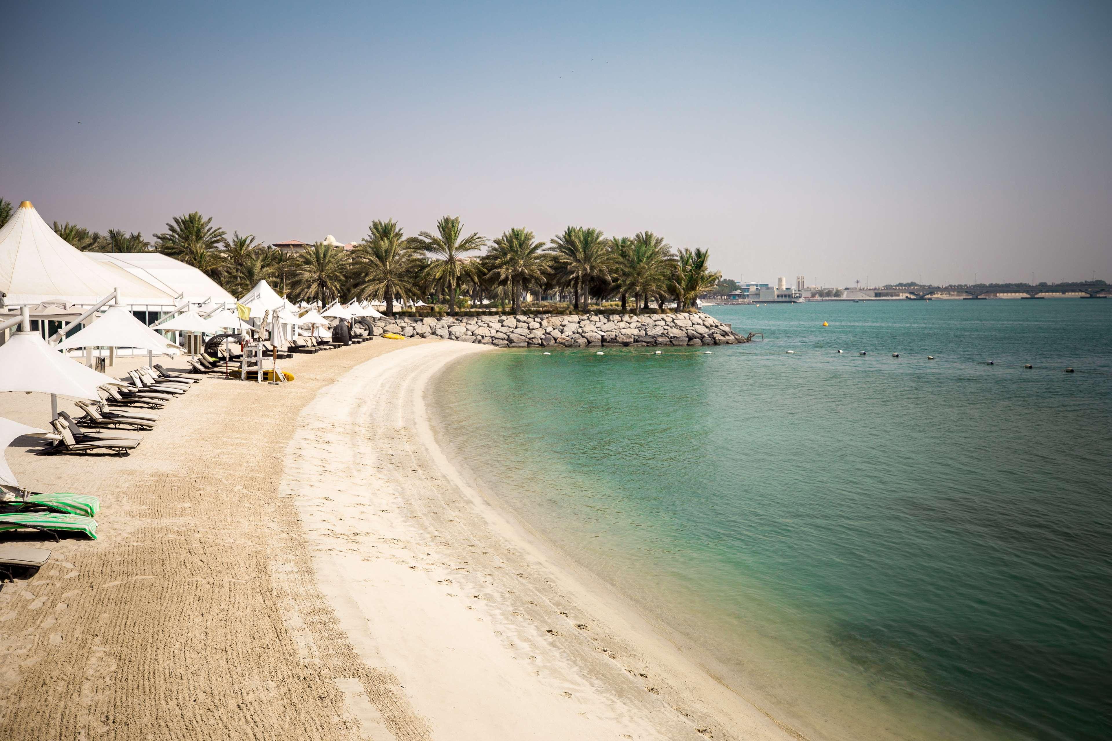 Traders Hotel, Abu Dhabi